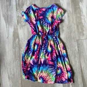 Tie-dye dress.🤩